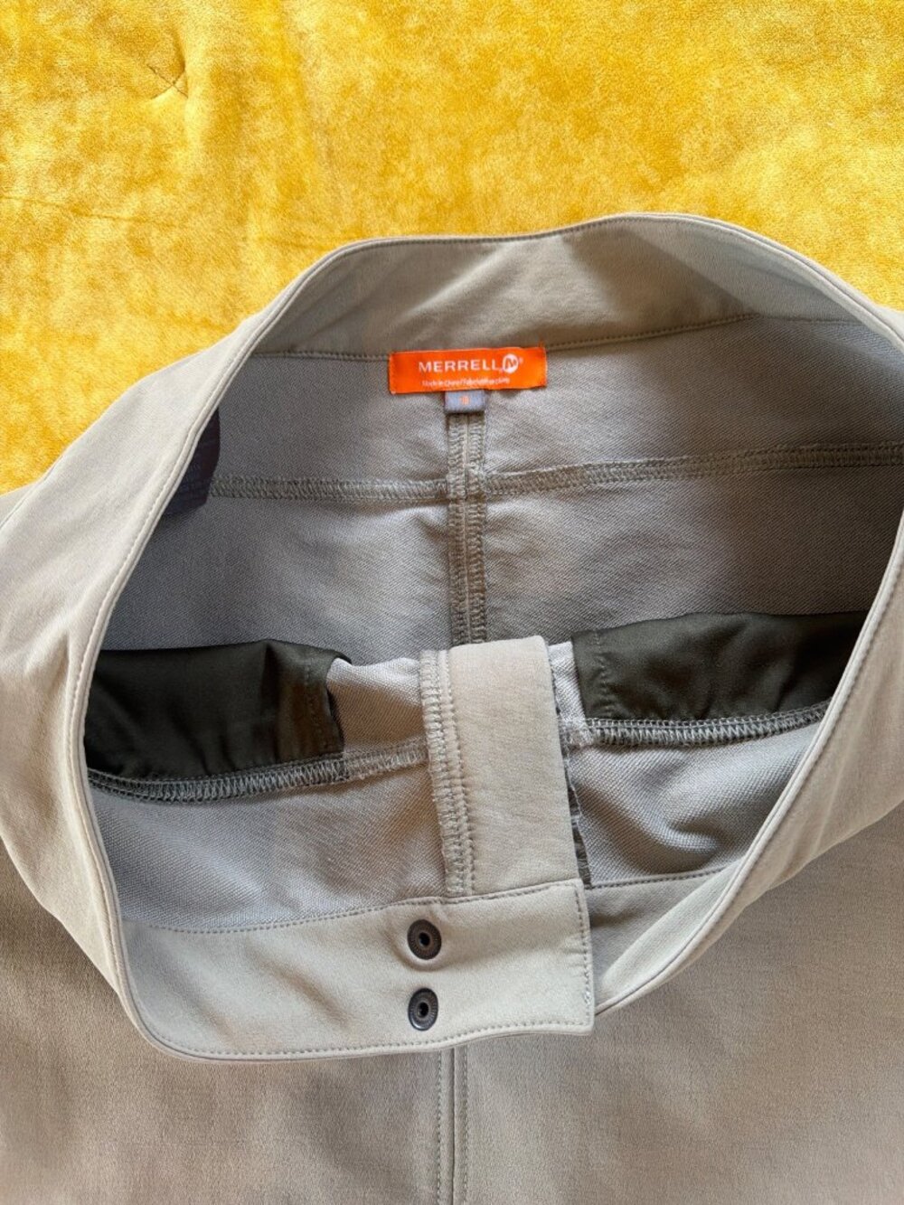 Merrell Skirt 8 Beige A Line Zipper Pockets Nylon poly stretch Quick dry Medium - Picture 6 of 10